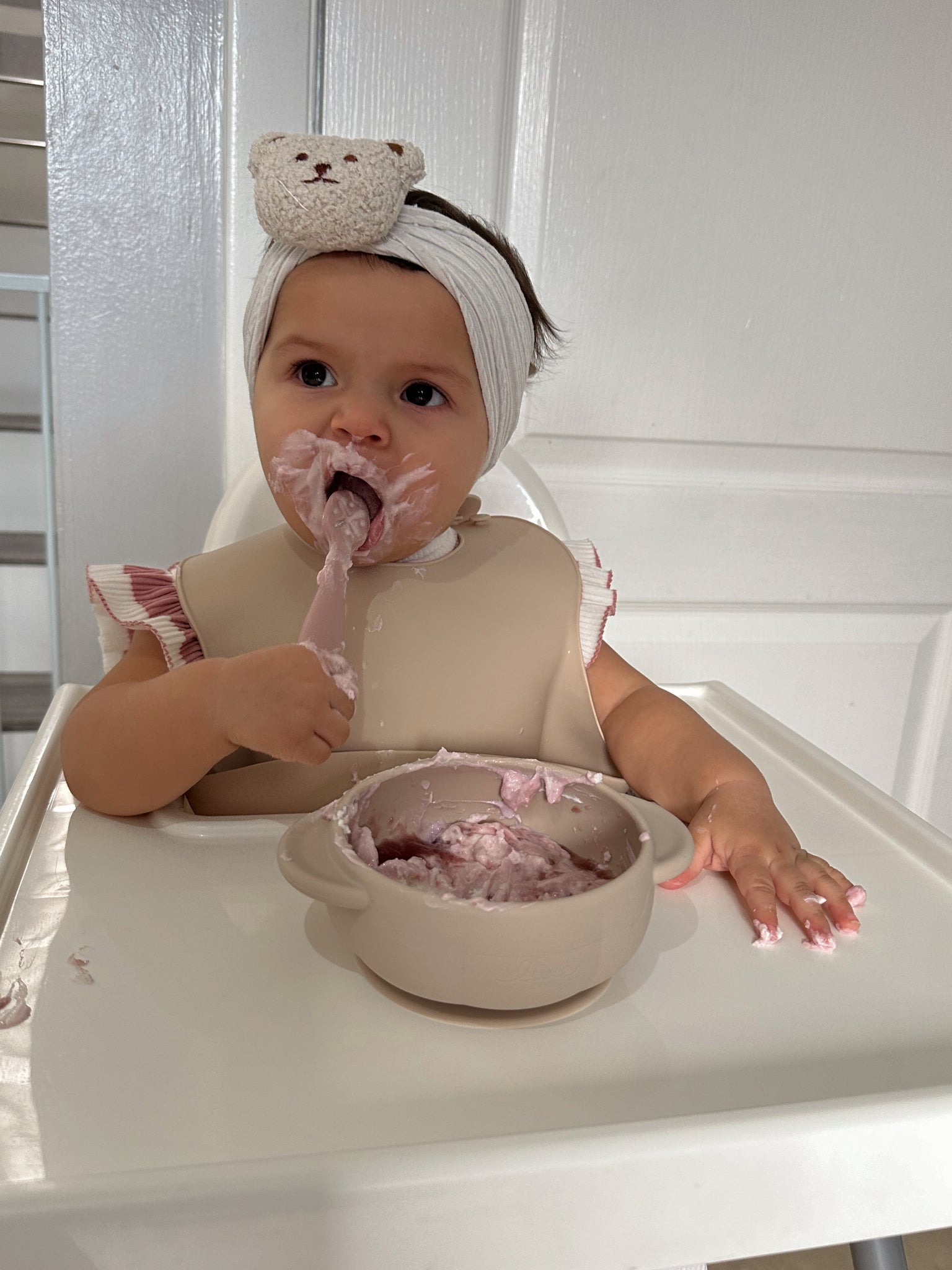 Modern Silicone Baby Bib - Oat